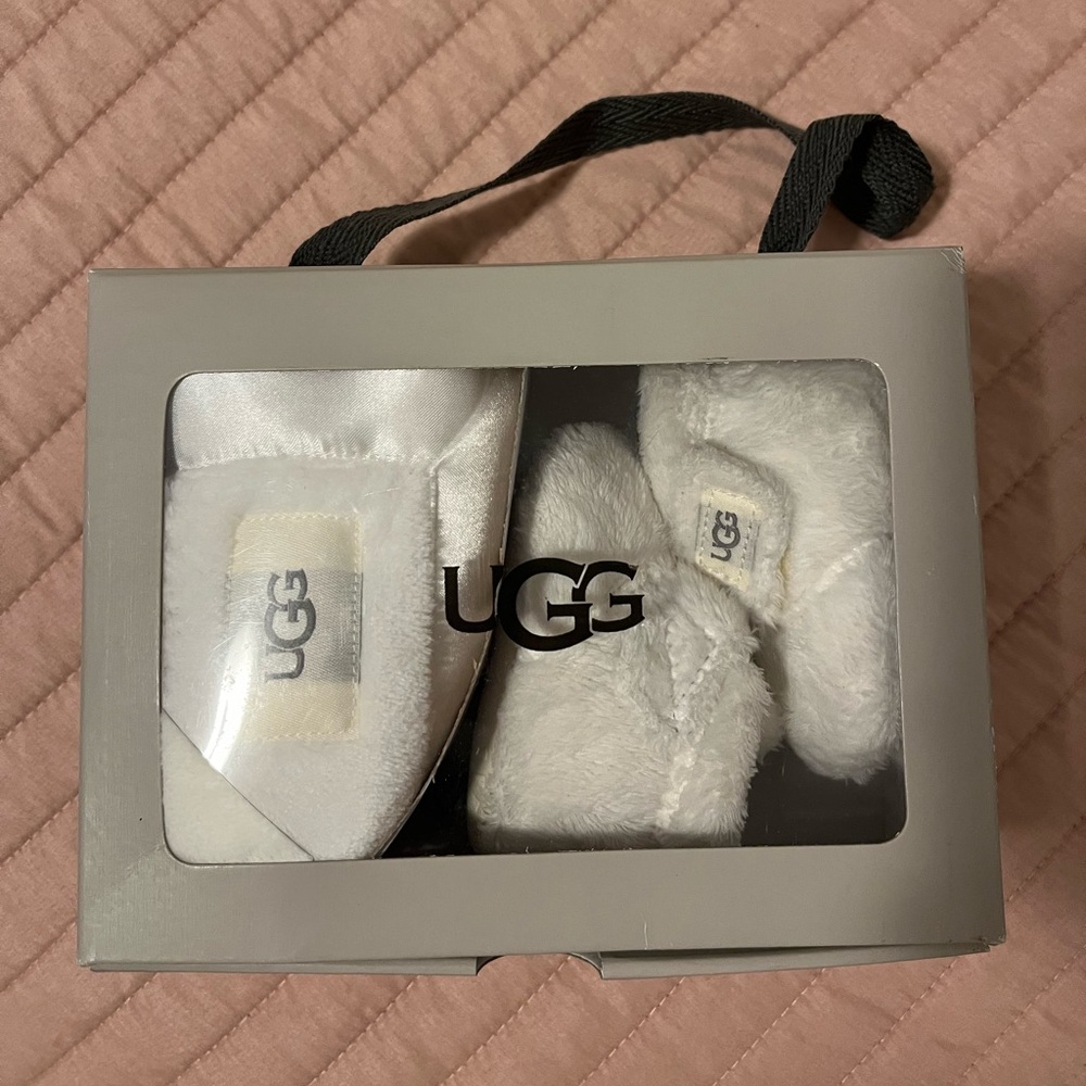 Ugg bixbee bootie set